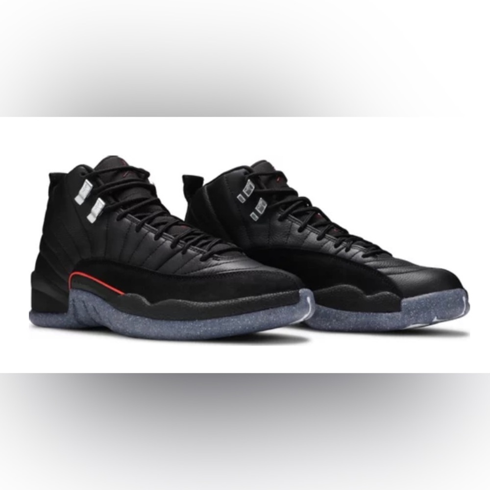 Jordan 12 only worn once they are not my size